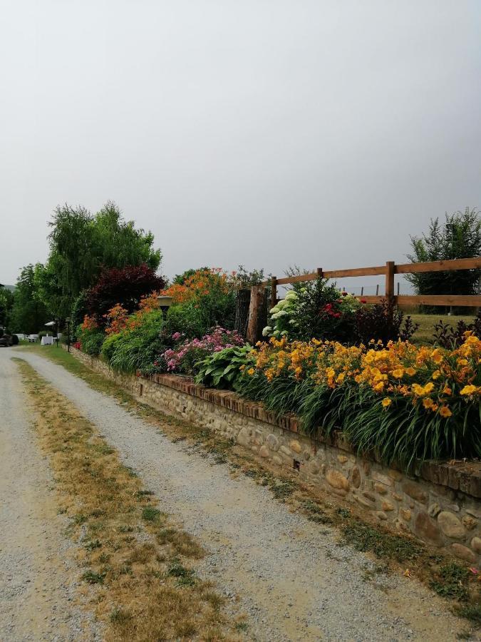 Cascina Stralla Farigliano Buitenkant foto