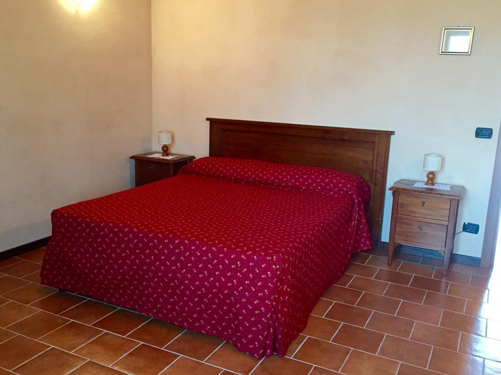 Cascina Stralla Farigliano Kamer foto