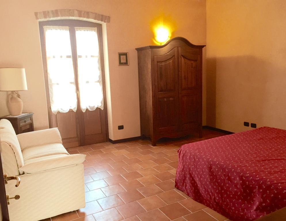 Cascina Stralla Farigliano Kamer foto
